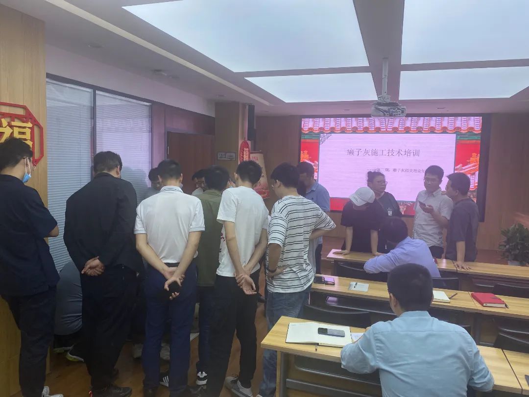 1681981160435417.jpg 1681981160435417.jpg