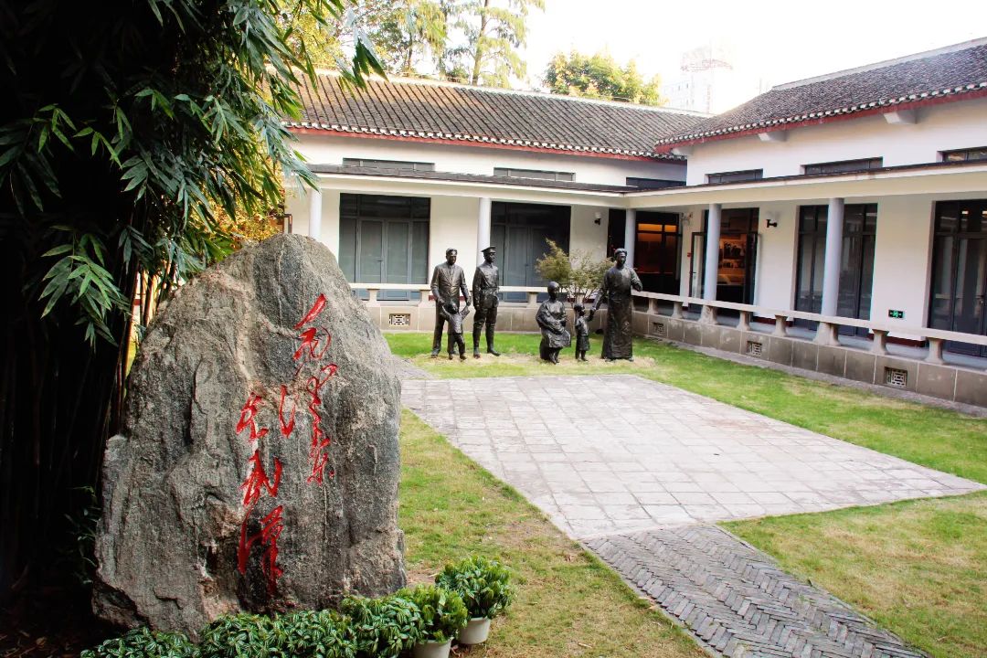 1695893169151216.jpg 1695893169151216.jpg