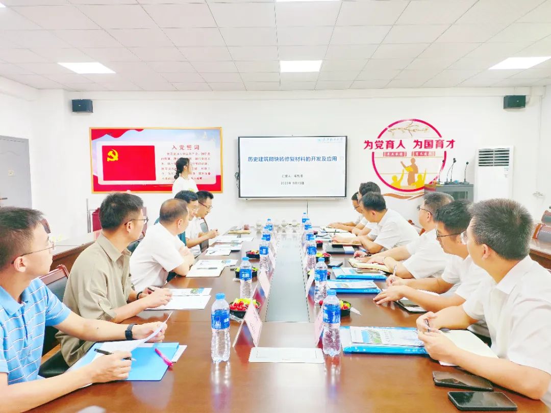 1695894215116850.jpg 1695894215116850.jpg