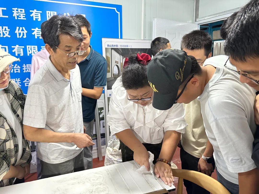 1702545083140306.jpg 1702545083140306.jpg