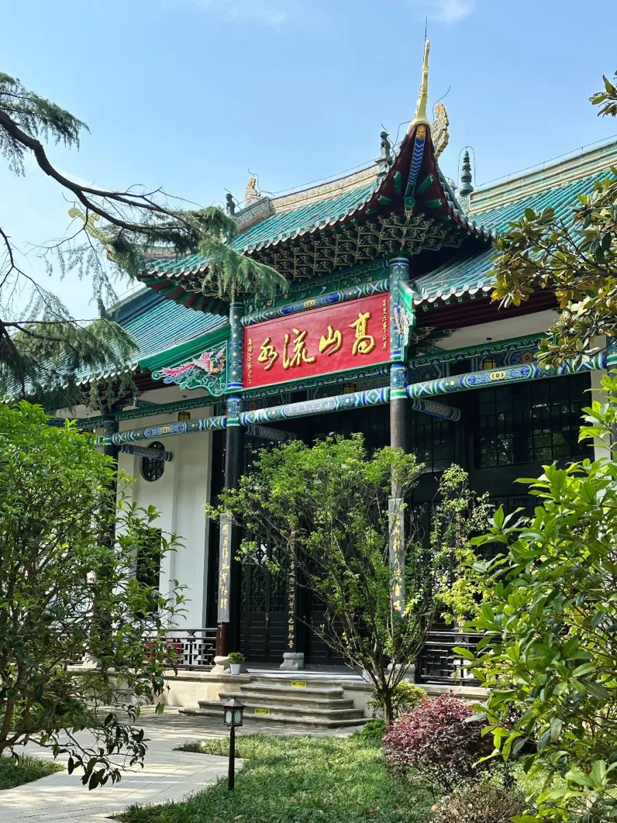 1733477094211802.jpg 95f42bcaf4ef14e21fe2d60653da5b90.jpg